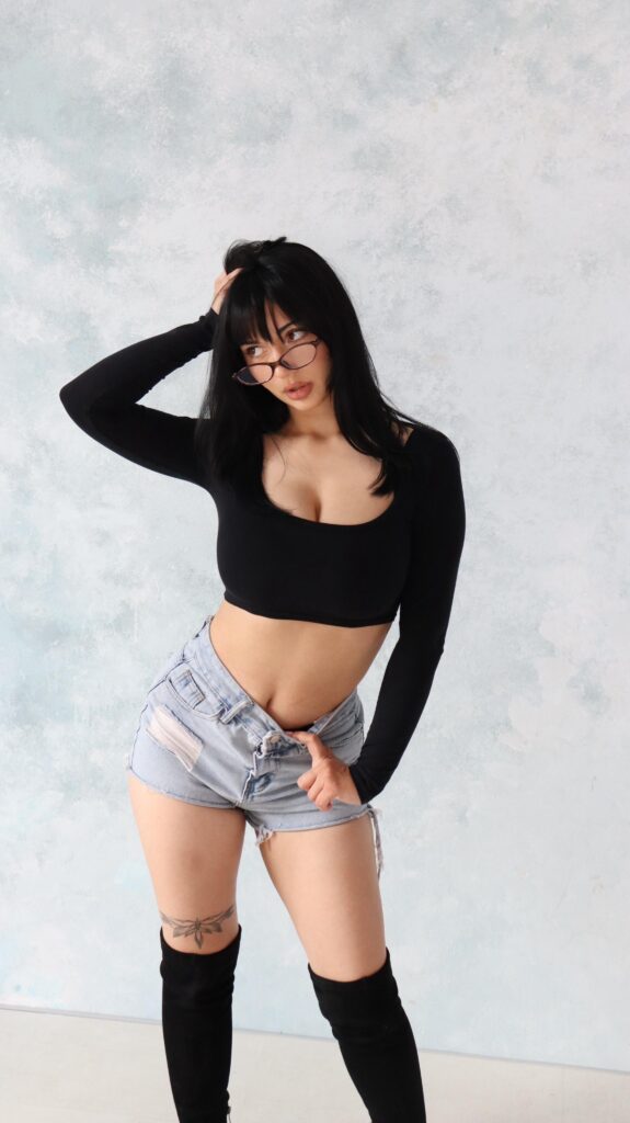 Your favorite EROTIC MODEL with BIG eyes Your favorite EROTIC MODEL with BIG eyes
